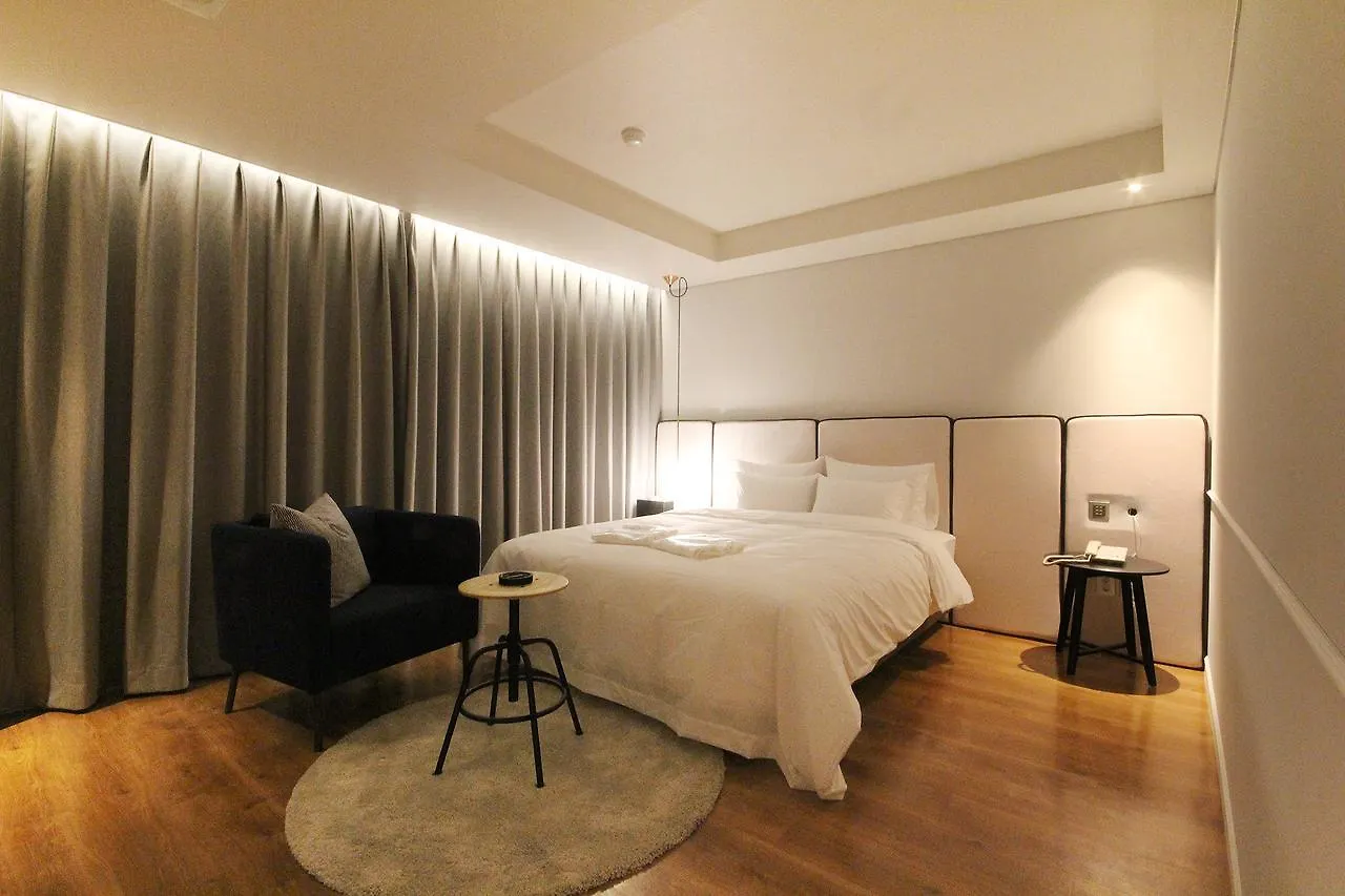 **  Hotel Londoner Hwamyeong Busan South Korea