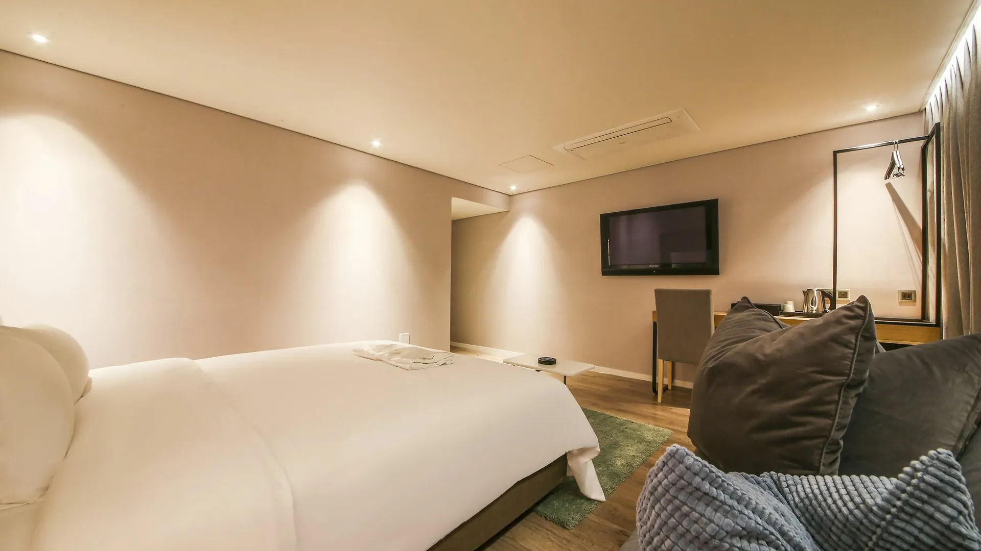 Hotel Londoner Hwamyeong Busan