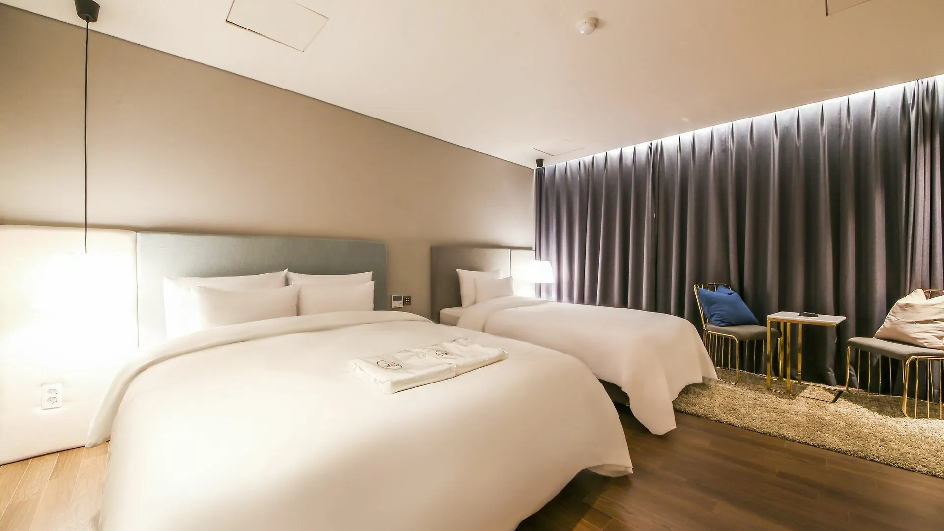 Hotel Londoner Hwamyeong Busan 2*,  South Korea