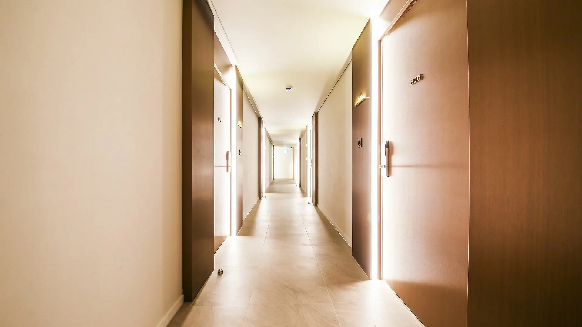 Hotel Londoner Hwamyeong Busan