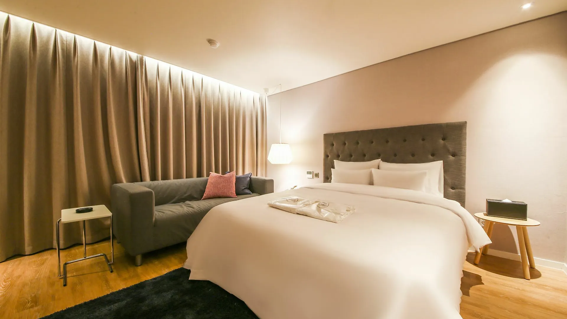 Hotel Londoner Hwamyeong Busan